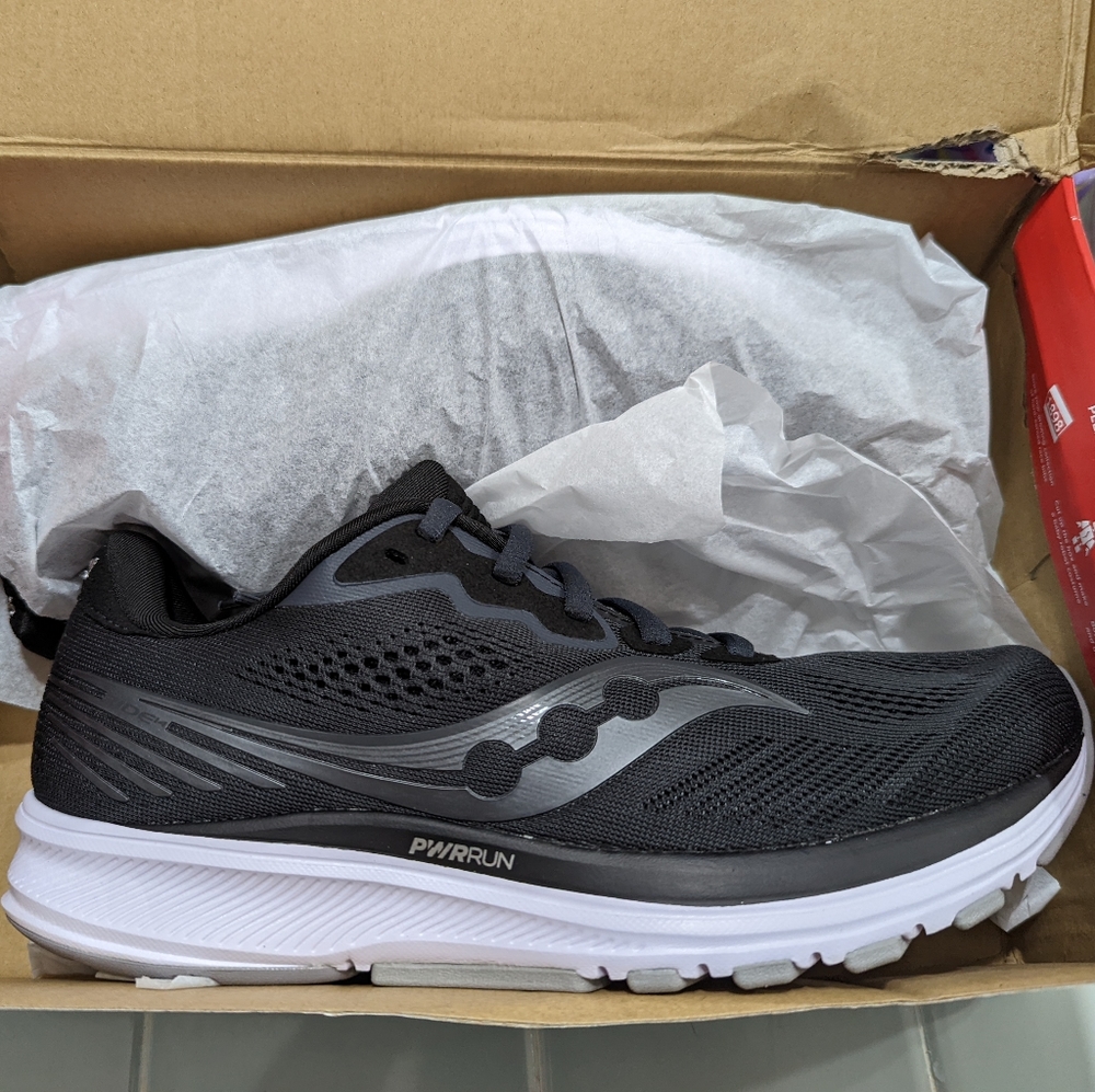 Saucony Ride 14, Charcoal/Black, Women's size 8.5